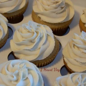 Vegan Vanilla Buttercream Frosted Cupcakes